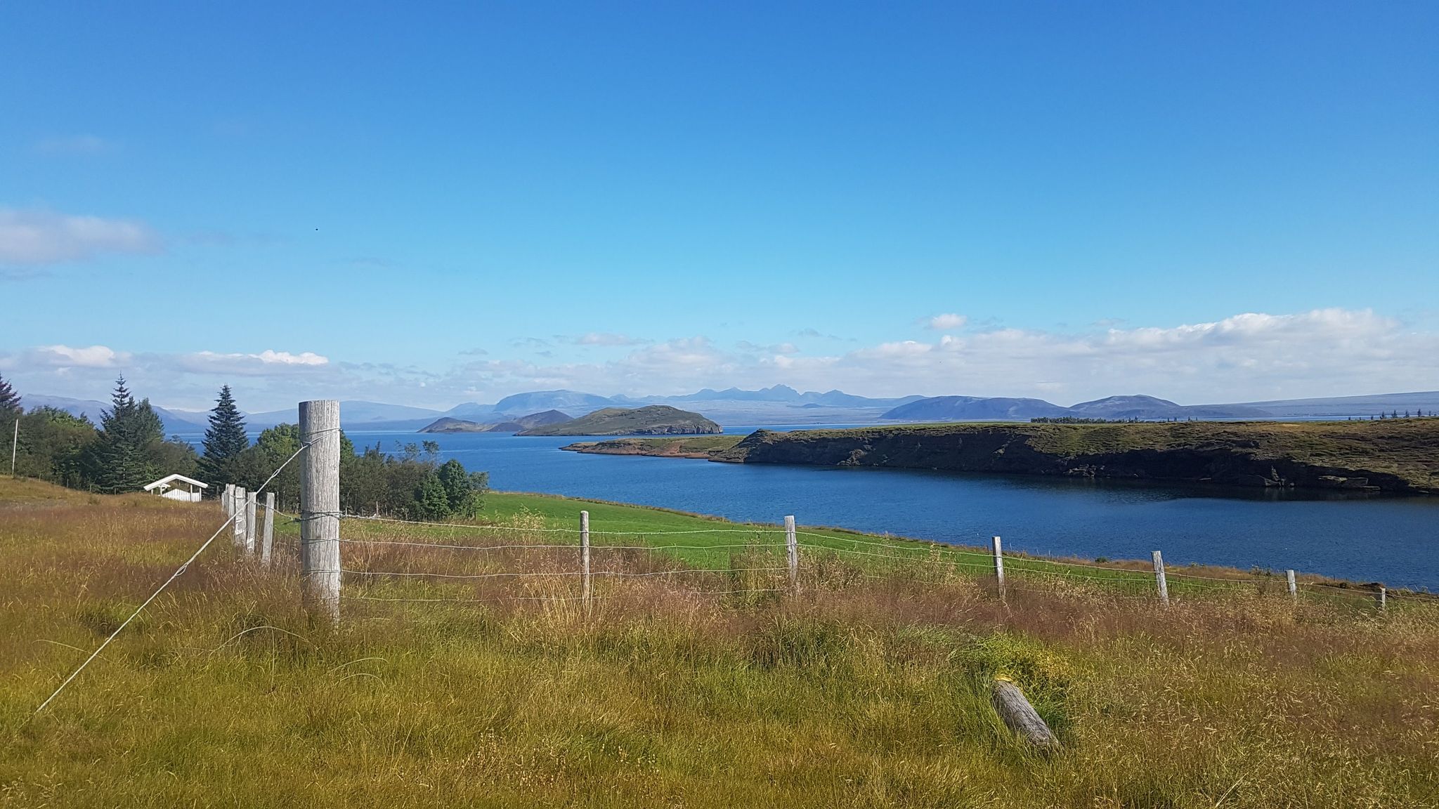 Lake Thingvallavatn of Iceland